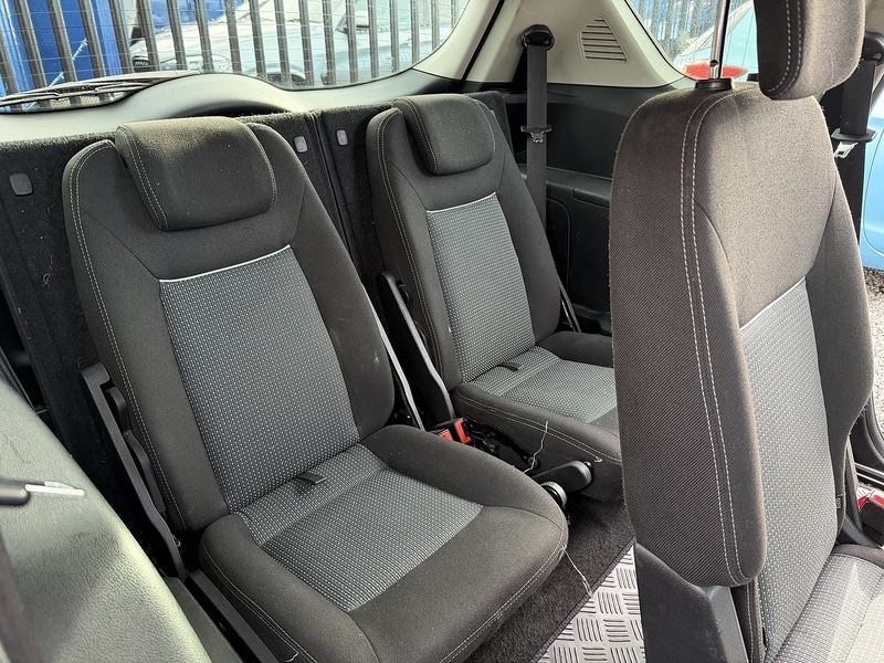 Used Ford S-Max 2013 for sale - 76298525: Photo 16