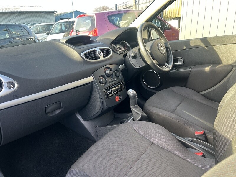 Used Renault Clio 2007 for sale - 76553613: Photo 15