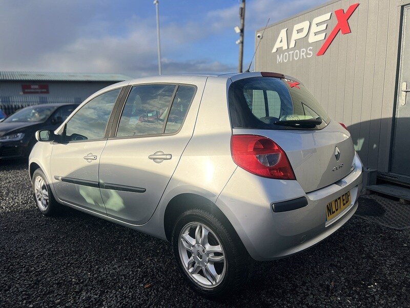Used Renault Clio 2007 for sale - 76553613: Photo 9
