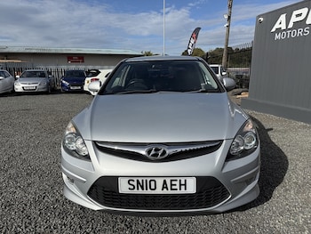 Used Hyundai i30 2010 for sale - 76218498: Photo
