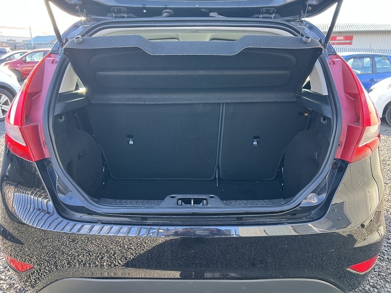 Used Ford Fiesta 2011 for sale - 77716133: Photo 10