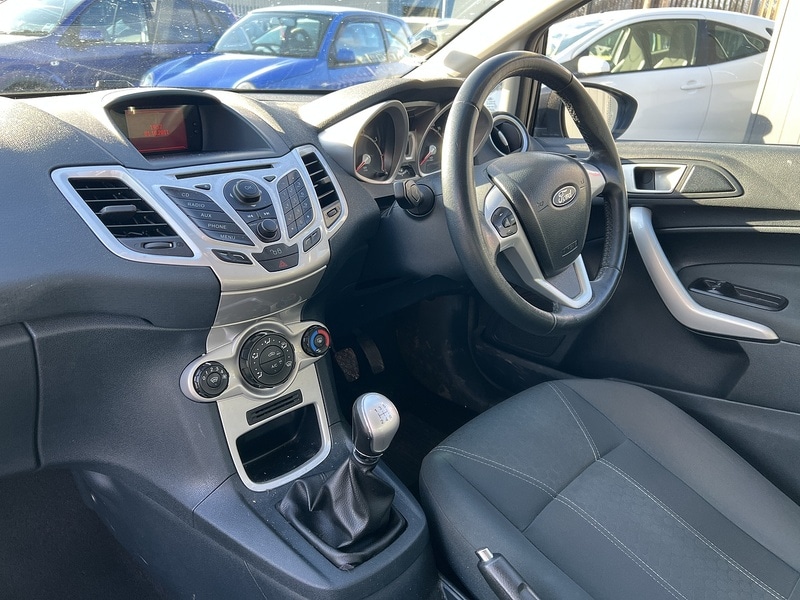 Used Ford Fiesta 2011 for sale - 77716133: Photo 18