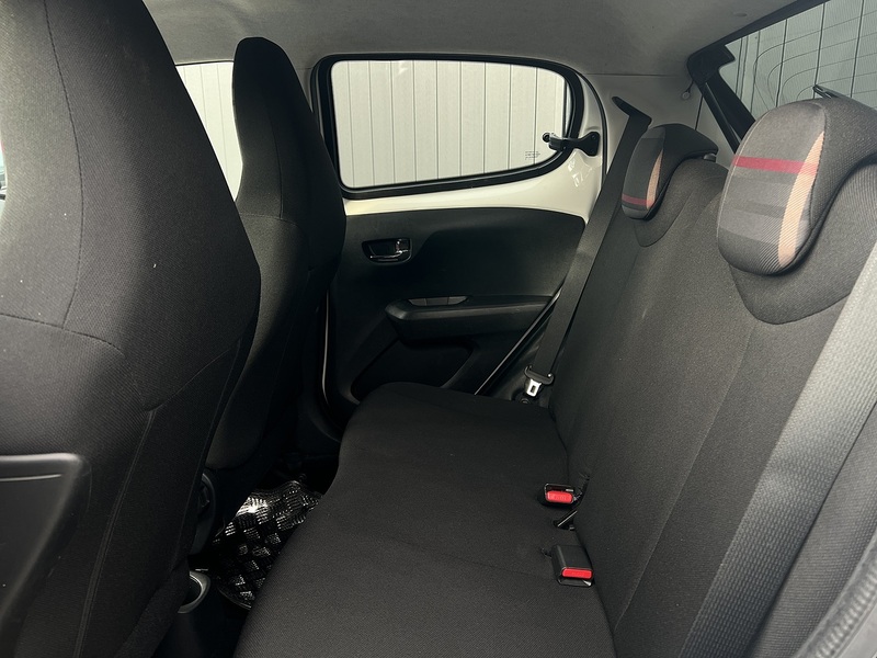 Used Peugeot 108 2015 for sale - 76339760: Photo 12