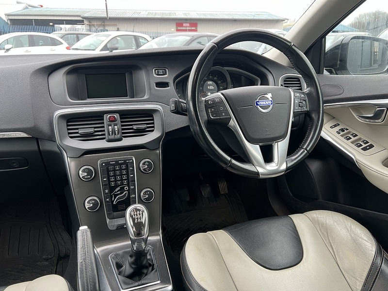 Used Volvo V40 2014 for sale - 77310331: Photo 20