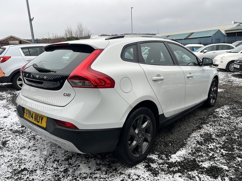Used Volvo V40 2014 for sale - 77310331: Photo 6