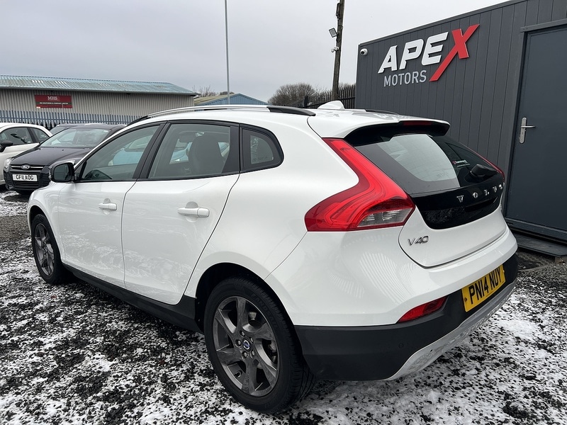 Used Volvo V40 2014 for sale - 77310331: Photo 9