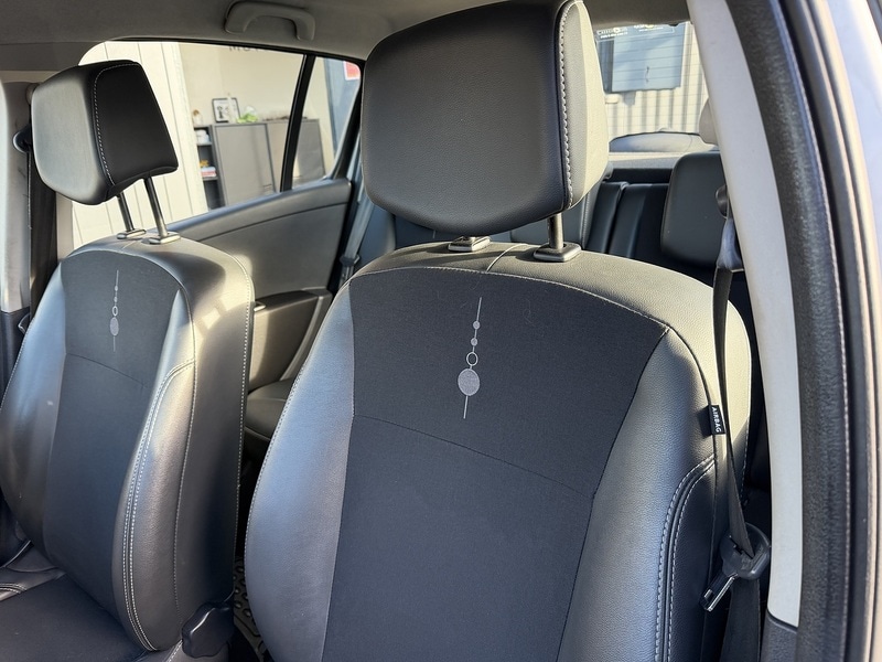 Used Renault Clio 2011 for sale - 76376386: Photo 14