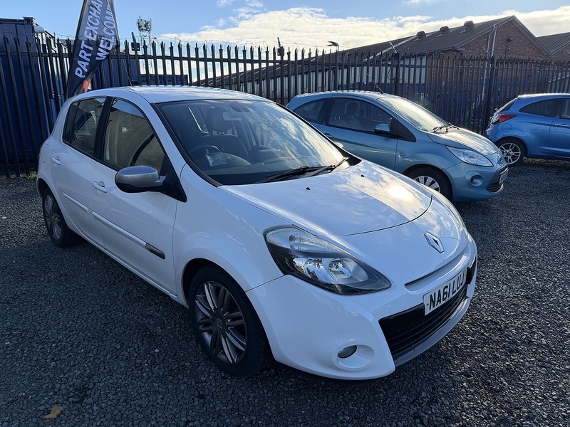 Used Renault Clio 2011 for sale - 76376386: Photo 4