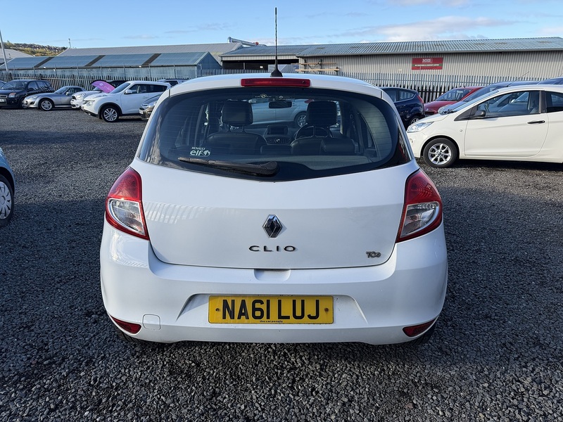 Used Renault Clio 2011 for sale - 76376386: Photo 7