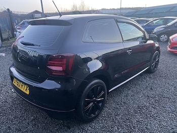 Used Volkswagen Polo 2010 for sale - 76669043: Photo