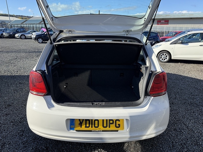 Used Volkswagen Polo 2010 for sale - 76618224: Photo 10