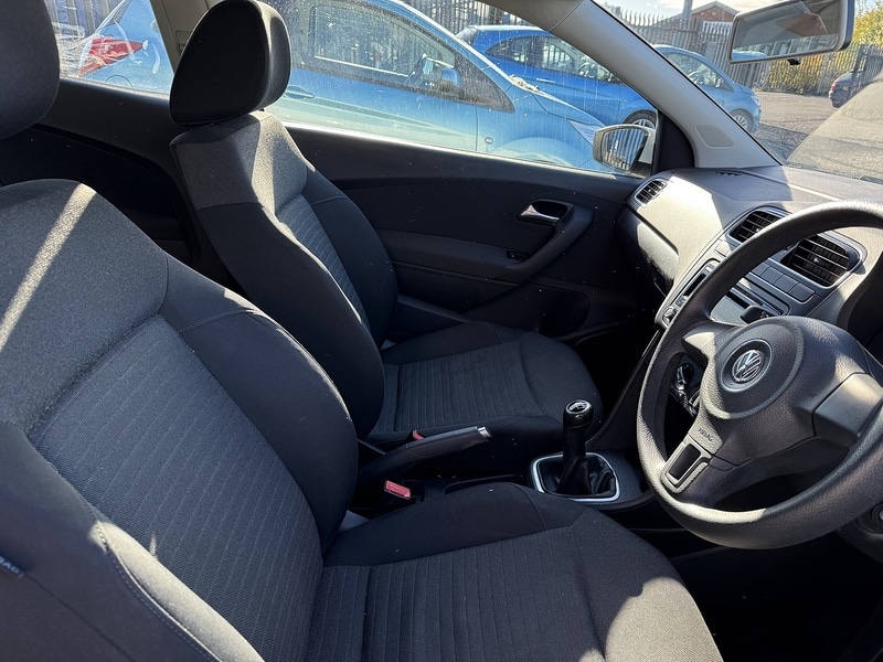 Used Volkswagen Polo 2010 for sale - 76618224: Photo 13