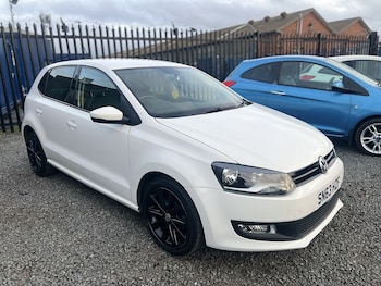 Used Volkswagen Polo 2013 for sale - 76339759: Photo