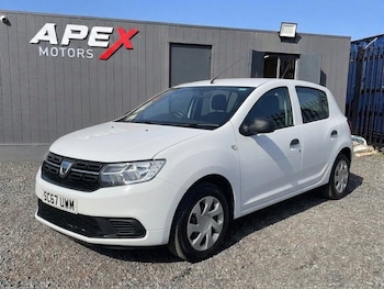 Used Dacia Sandero 2018 for sale - 79090564: Photo