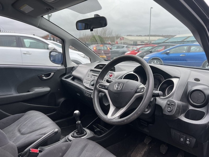 Used Honda Jazz 2010 for sale - 77474514: Photo 12