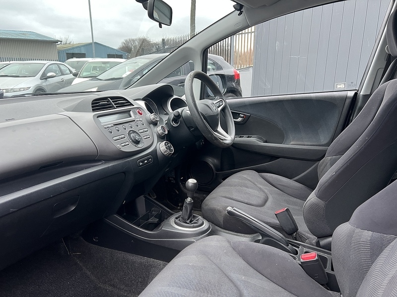 Used Honda Jazz 2010 for sale - 77474514: Photo 13