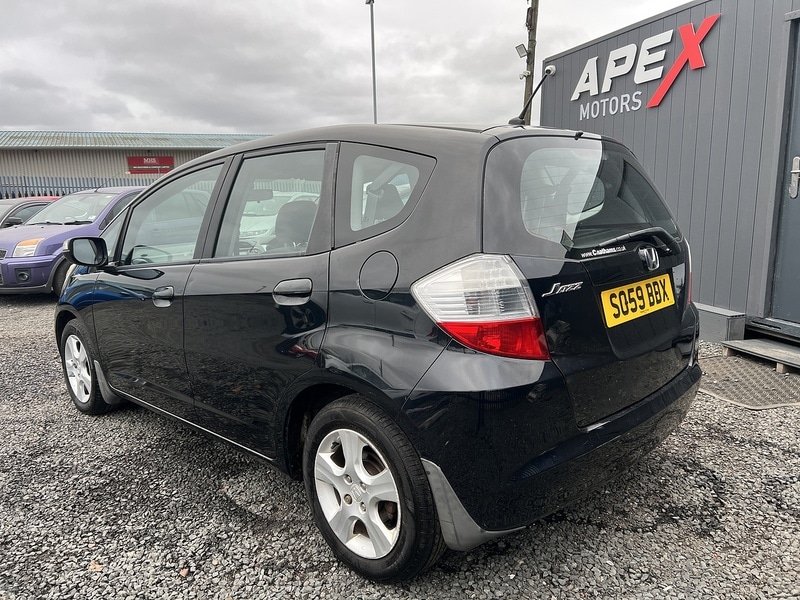 Used Honda Jazz 2010 for sale - 77474514: Photo 9