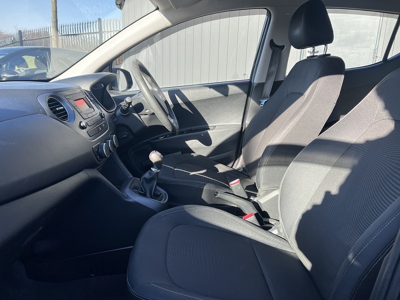 Used Hyundai i10 2017 for sale - 77474506: Photo 15