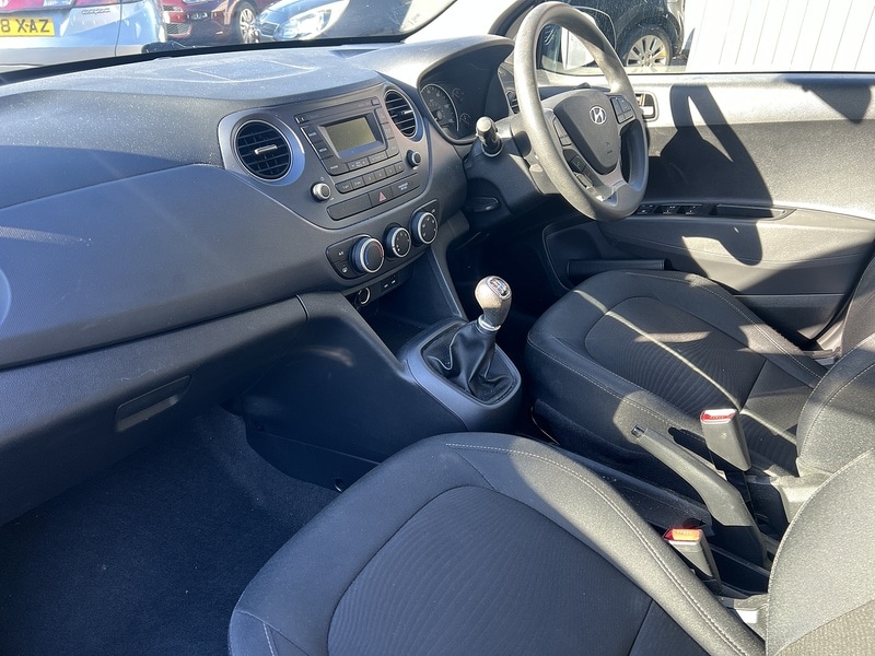 Used Hyundai i10 2017 for sale - 77474506: Photo 16