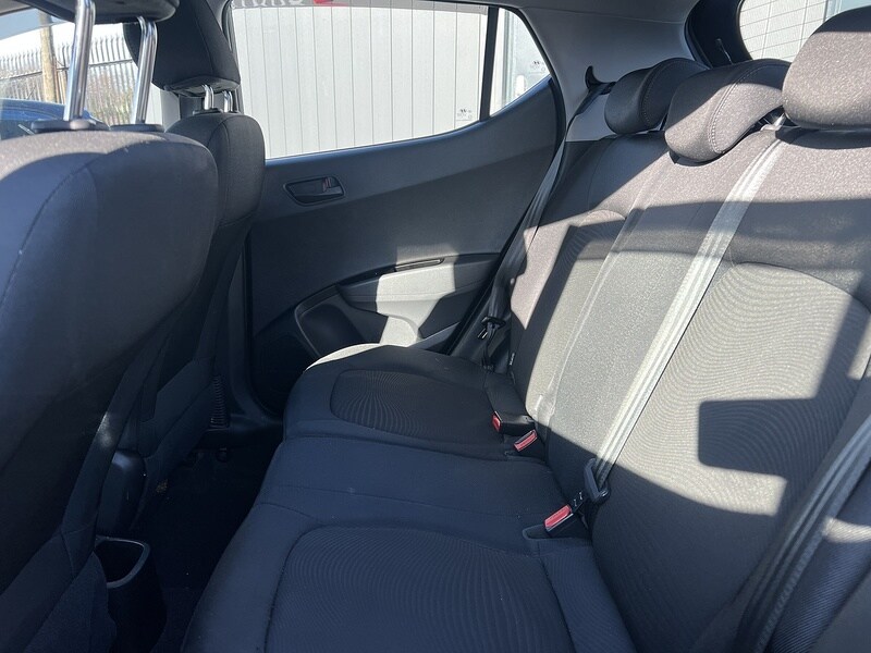 Used Hyundai i10 2017 for sale - 77474506: Photo 18