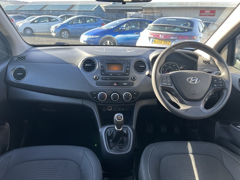 Used Hyundai i10 2017 for sale - 77474506: Photo 19