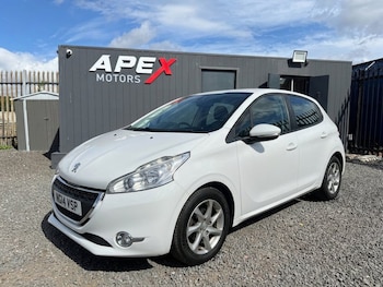 Used Peugeot 208 2014 for sale - 79562098: Photo