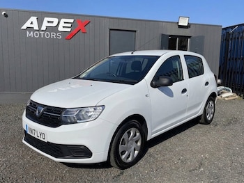 Used Dacia Sandero 2017 for sale - 78920011: Photo