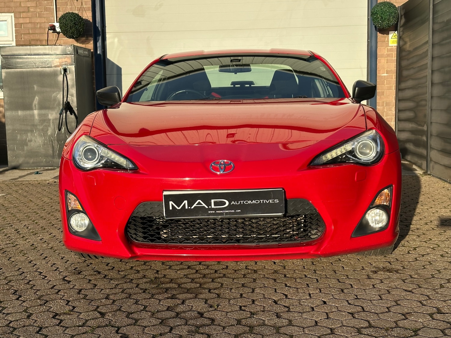 Used Toyota GT86 2017 for sale - 77210336: Photo 2