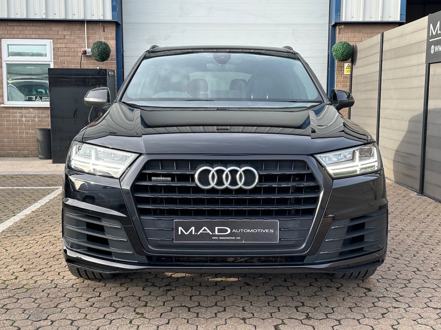 Used Audi Q7 2018 for sale - 76490887: Photo 2