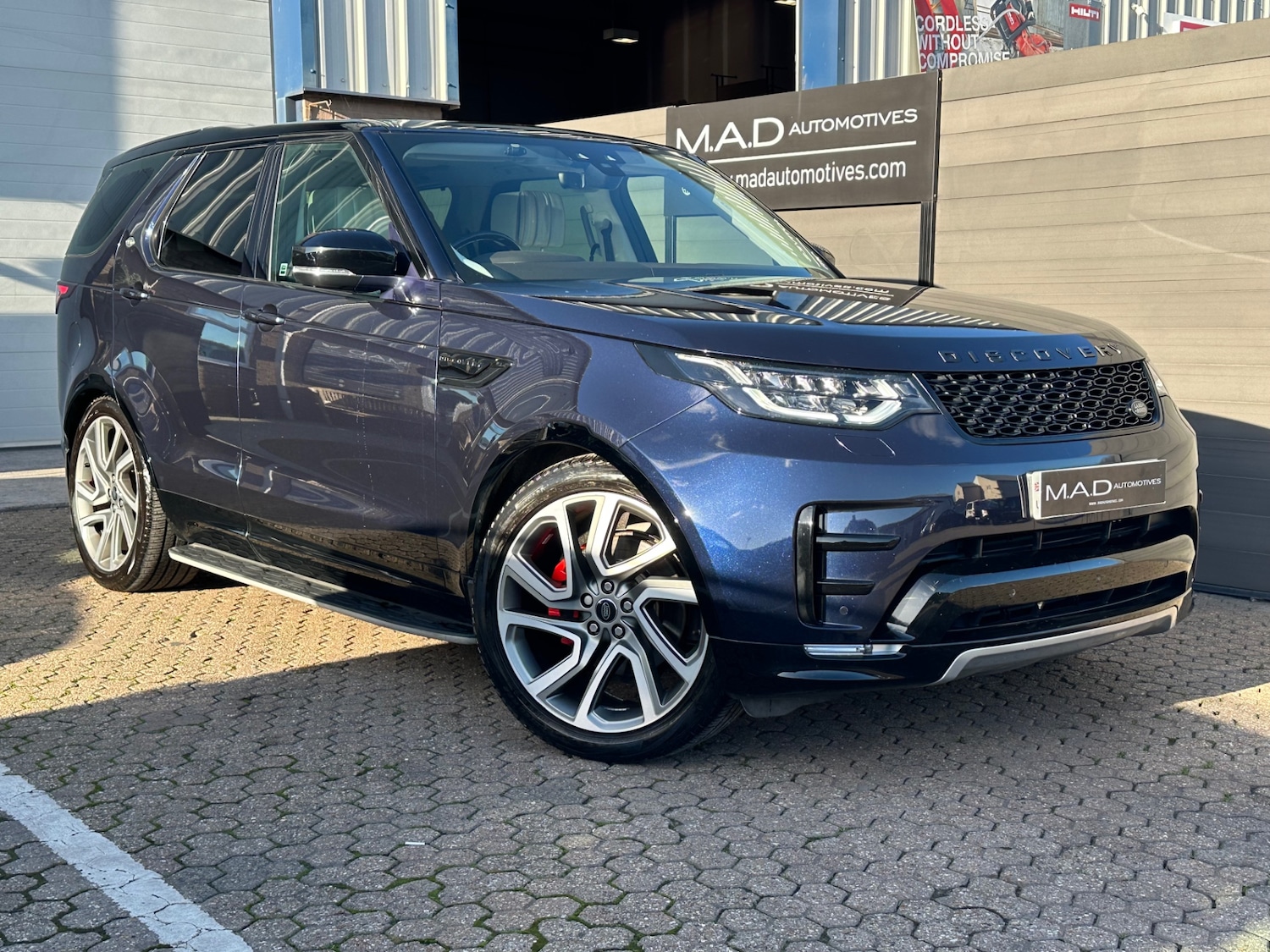 Used Land Rover Discovery 2017 for sale - 76600163: Photo 1