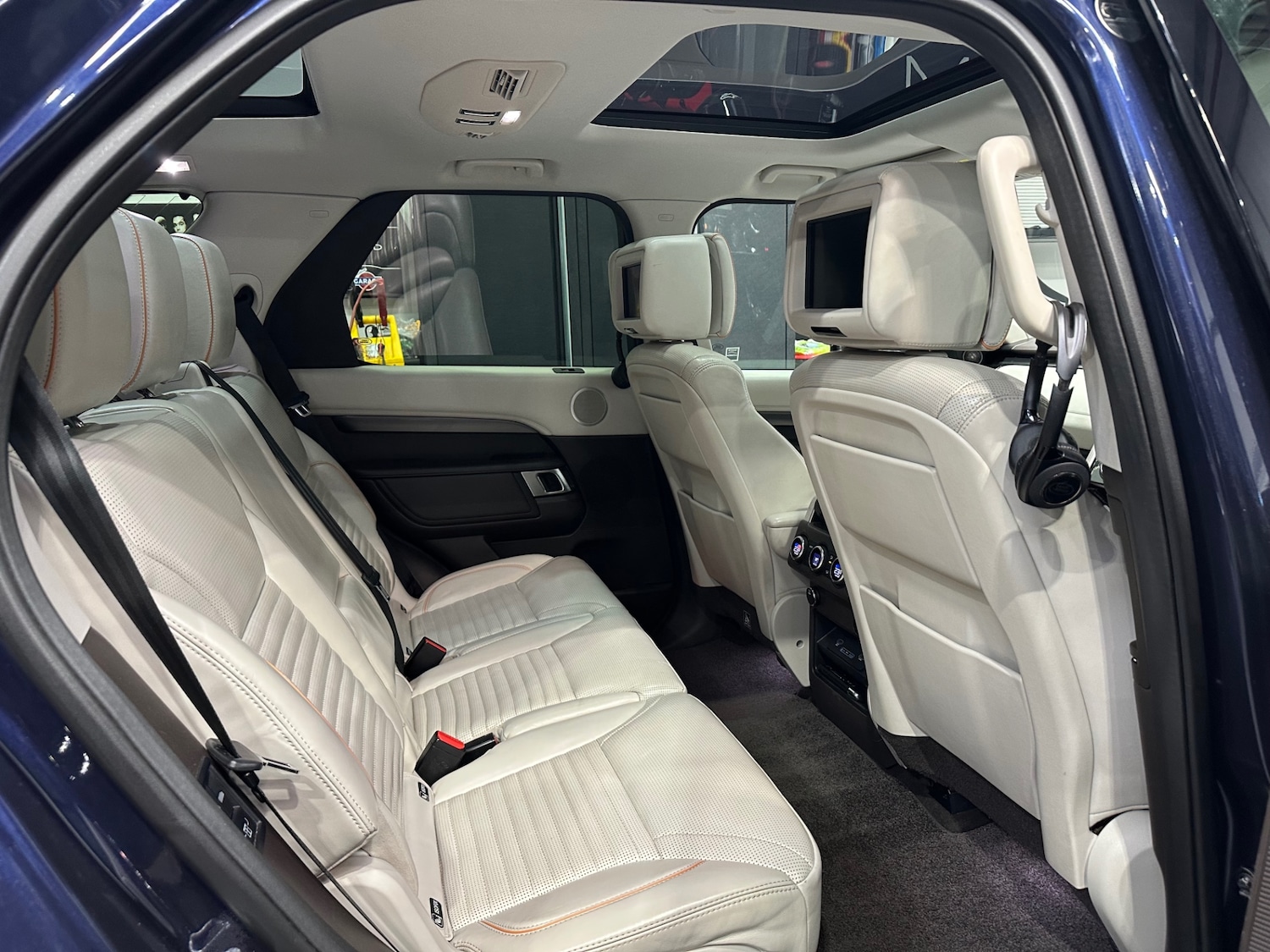 Used Land Rover Discovery 2017 for sale - 76600163: Photo 14