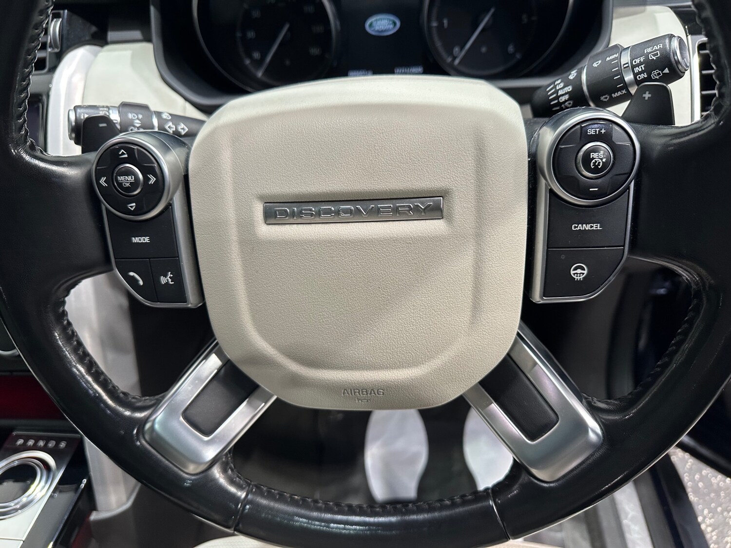 Used Land Rover Discovery 2017 for sale - 76600163: Photo 25