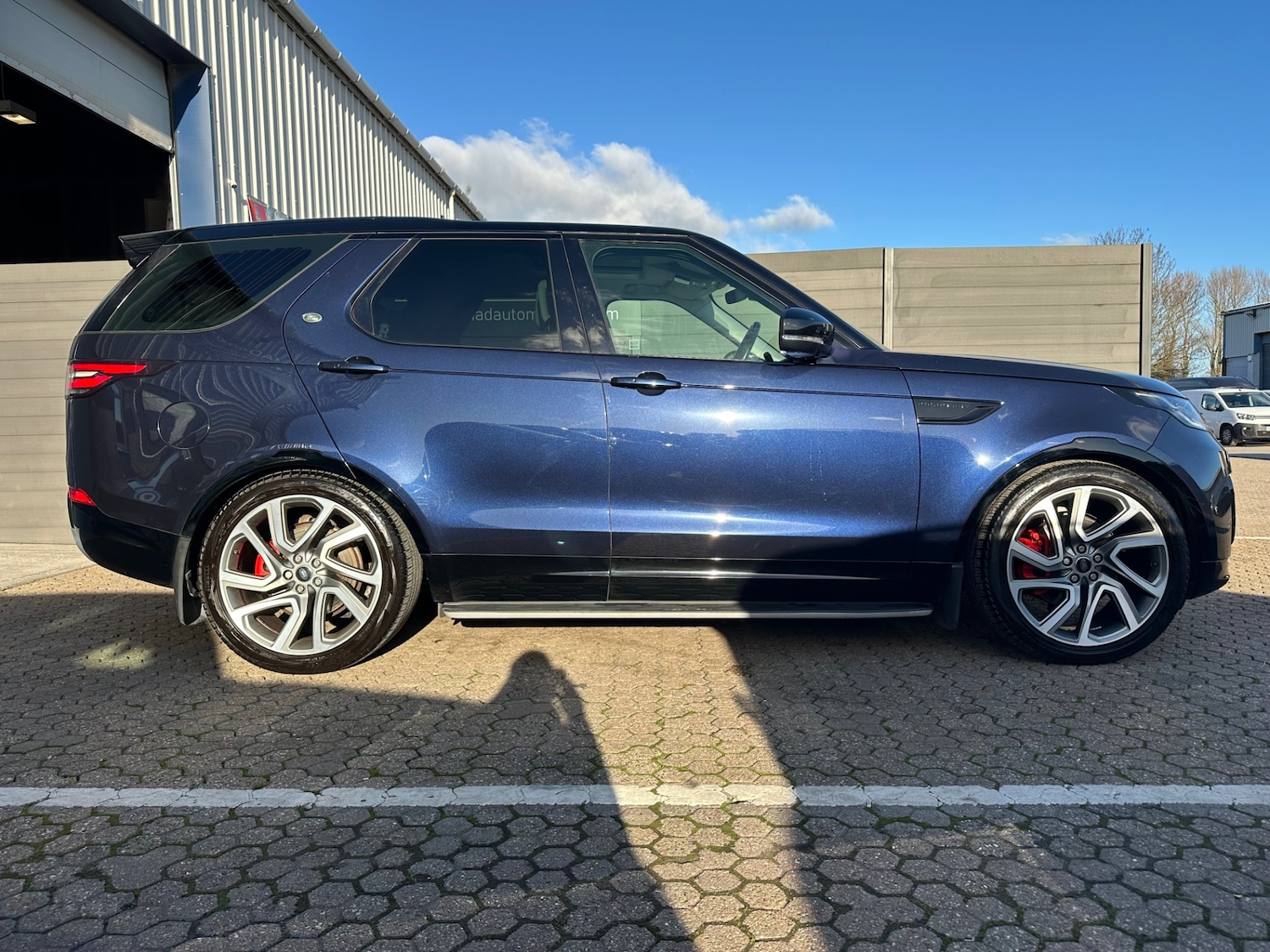 Used Land Rover Discovery 2017 for sale - 76600163: Photo 4