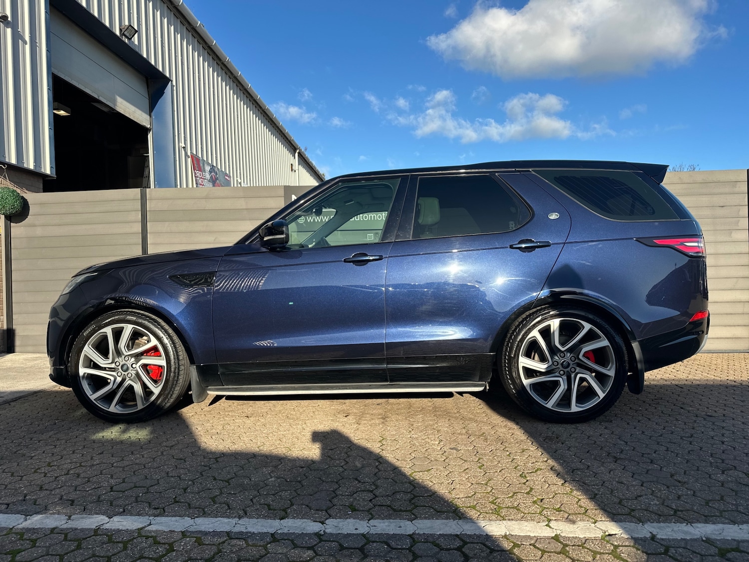 Used Land Rover Discovery 2017 for sale - 76600163: Photo 5