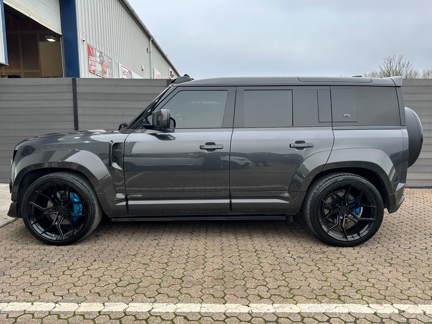 Used Land Rover Defender 2021 for sale - 77034286: Photo 5