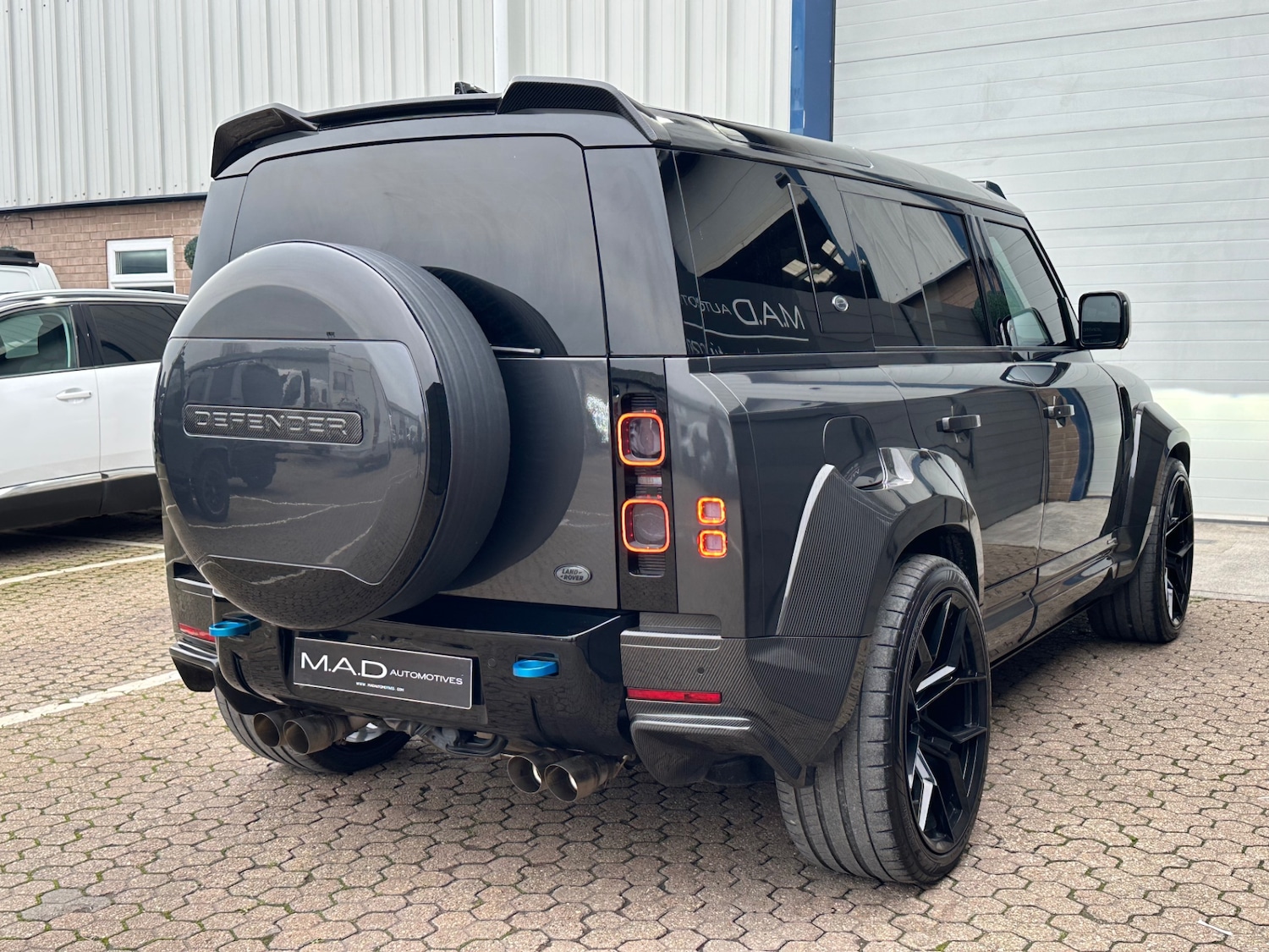 Used Land Rover Defender 2021 for sale - 77034286: Photo 8