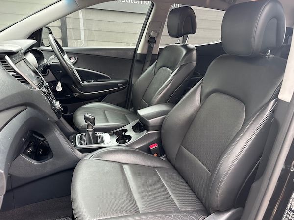 Used Hyundai Santa Fe 2016 for sale - 76232008: Photo 12