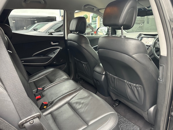 Used Hyundai Santa Fe 2016 for sale - 76232008: Photo 14