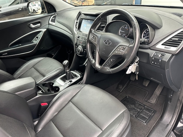 Used Hyundai Santa Fe 2016 for sale - 76232008: Photo 9