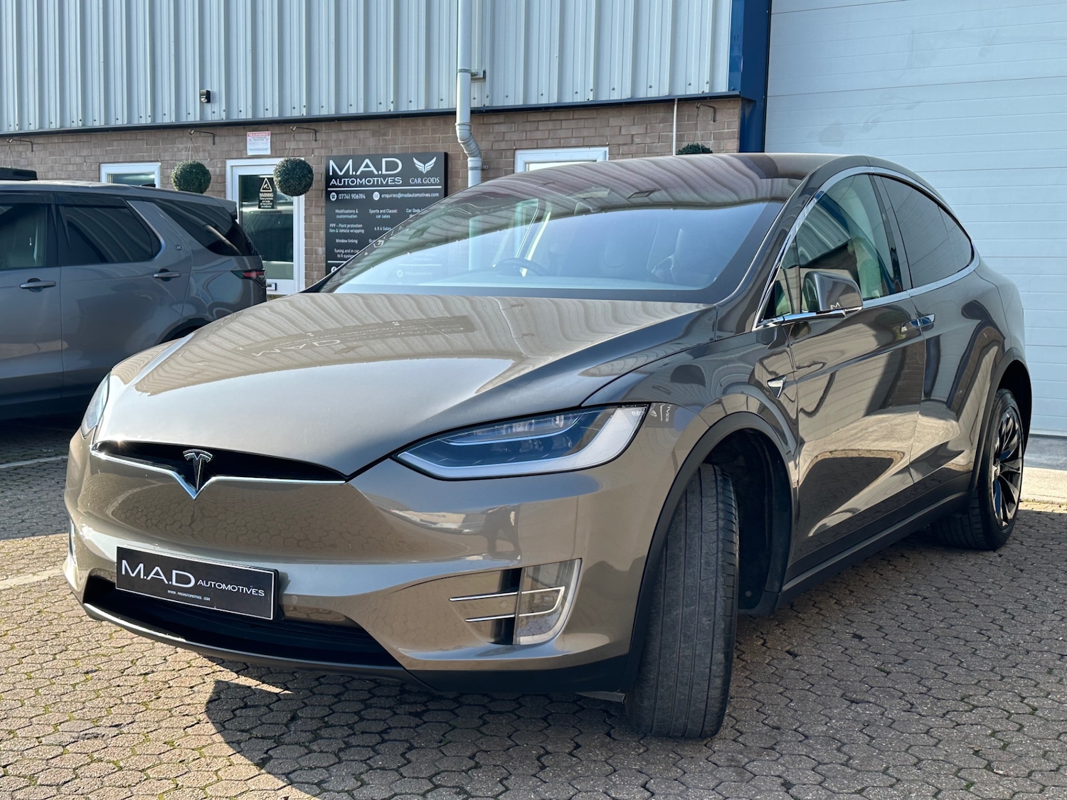 Used Tesla Model X 2017 for sale - 77743262: Photo 3