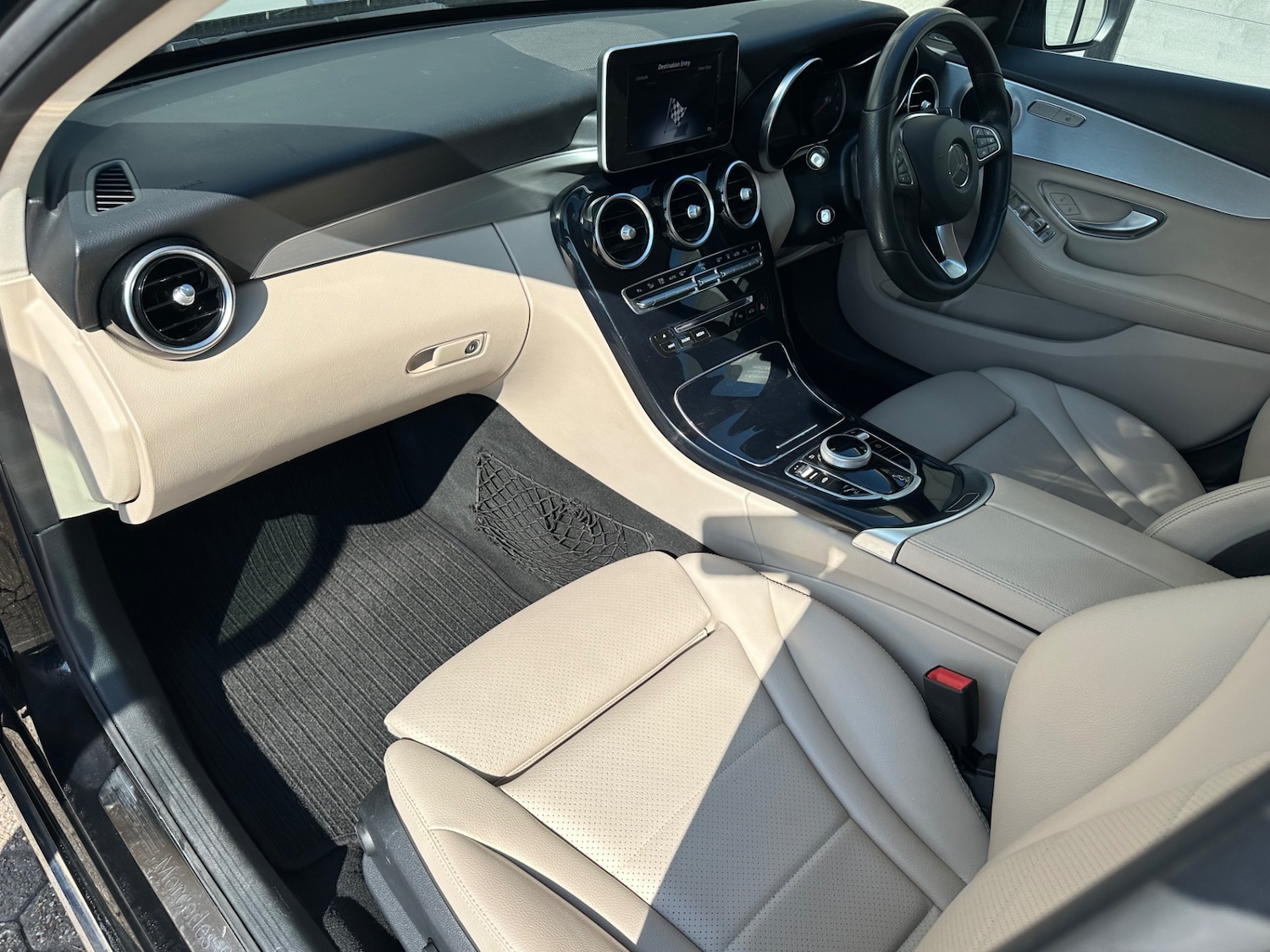 Used Mercedes-Benz C Class 2017 for sale - 77947397: Photo 10