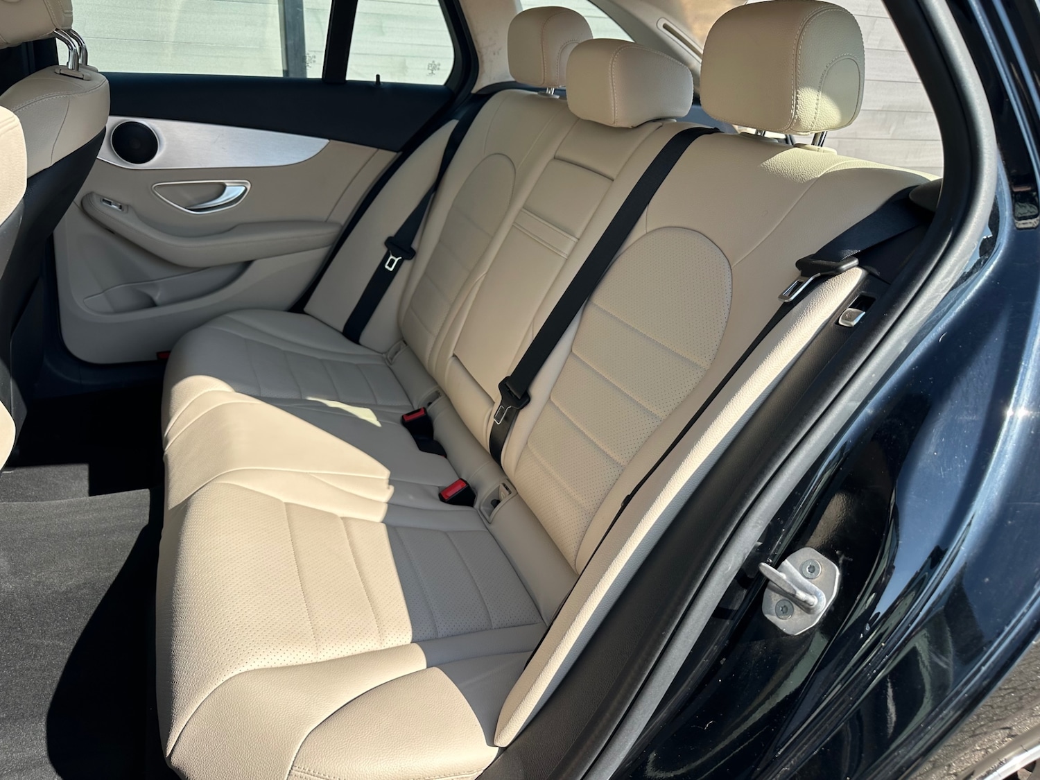 Used Mercedes-Benz C Class 2017 for sale - 77947397: Photo 16