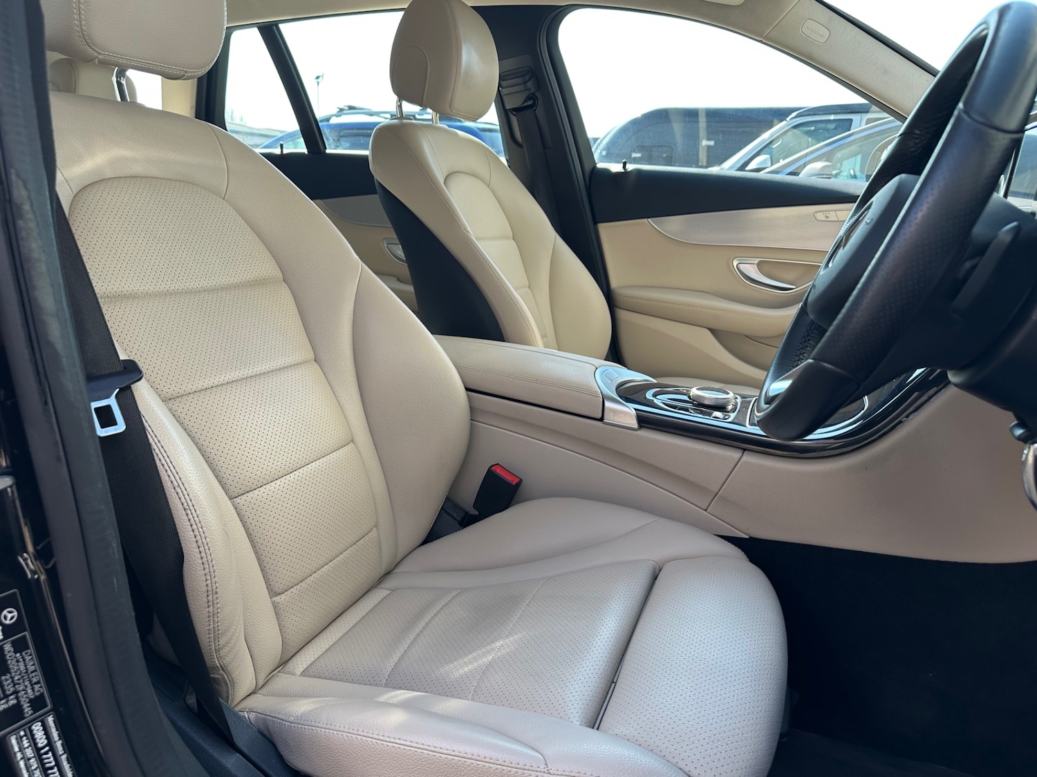 Used Mercedes-Benz C Class 2017 for sale - 77947397: Photo 30