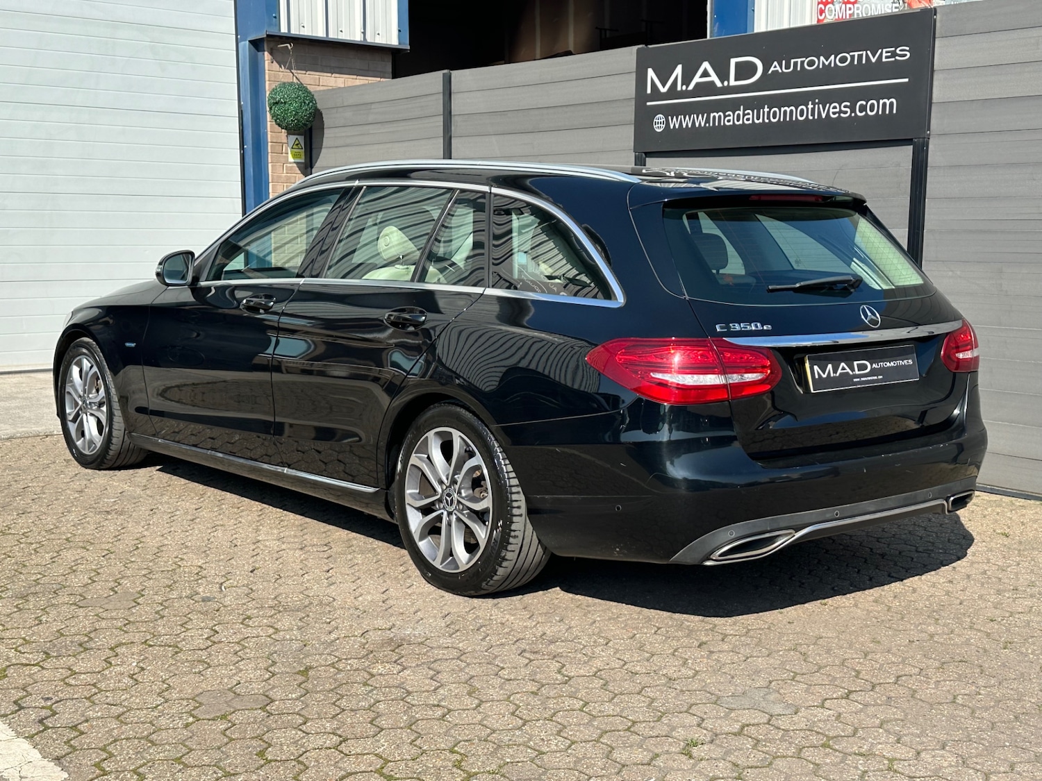 Used Mercedes-Benz C Class 2017 for sale - 77947397: Photo 6