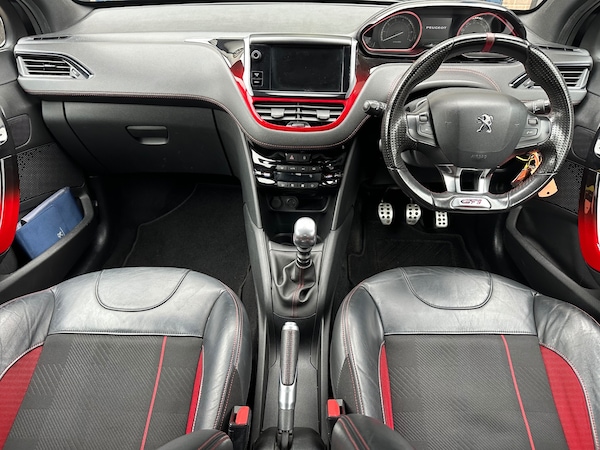 Used Peugeot 208 2013 for sale - 76263098: Photo 10