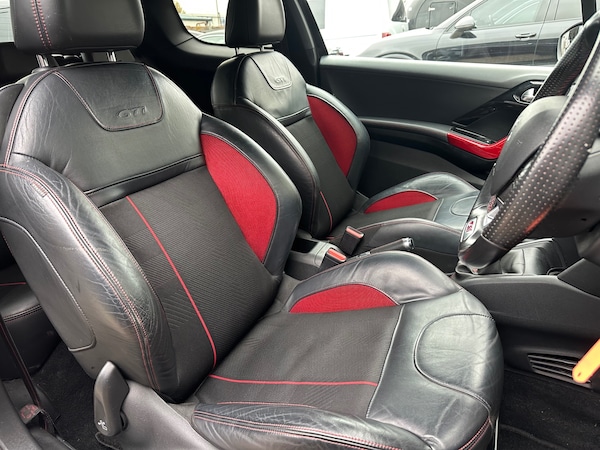 Used Peugeot 208 2013 for sale - 76263098: Photo 12