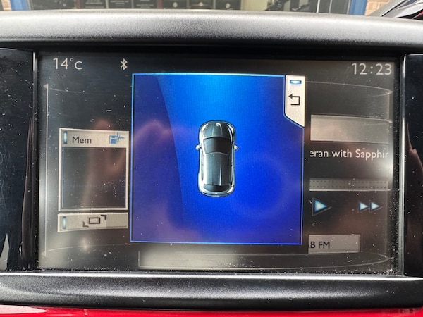 Used Peugeot 208 2013 for sale - 76263098: Photo 25