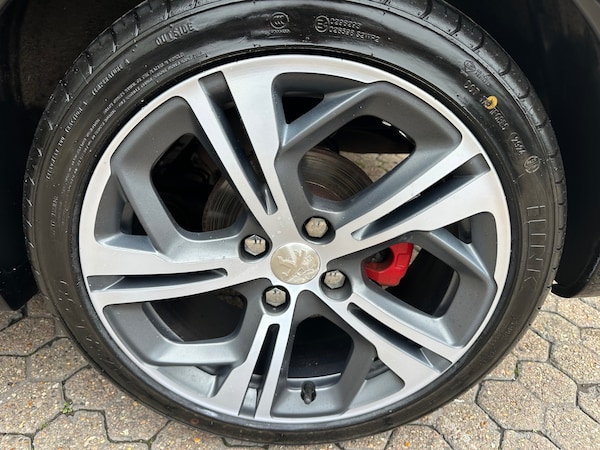 Used Peugeot 208 2013 for sale - 76263098: Photo 28