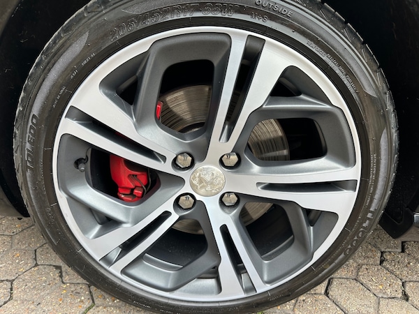 Used Peugeot 208 2013 for sale - 76263098: Photo 29