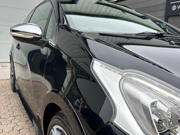 Used Peugeot 208 2013 for sale - 76263098: Photo 32